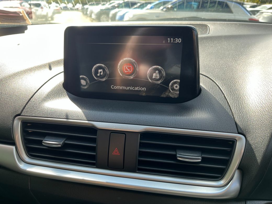 2018 Mazda Axela