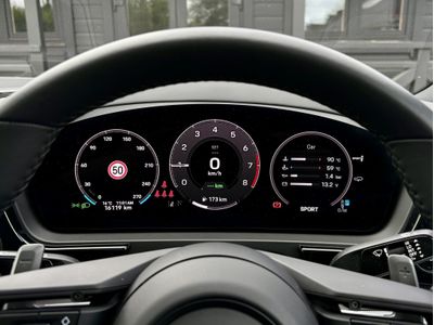 2025 Porsche Cayenne