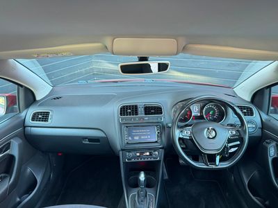 2017 Volkswagen Polo