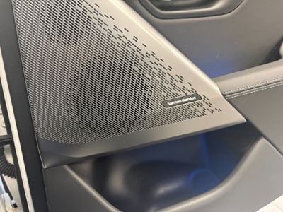 2025 BMW 530