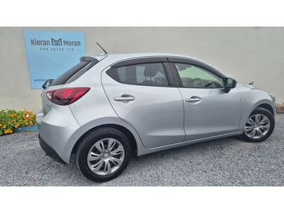 2017 Mazda Demio