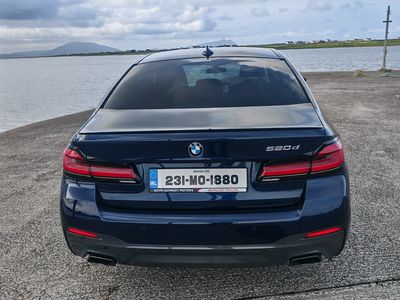2023 BMW 520