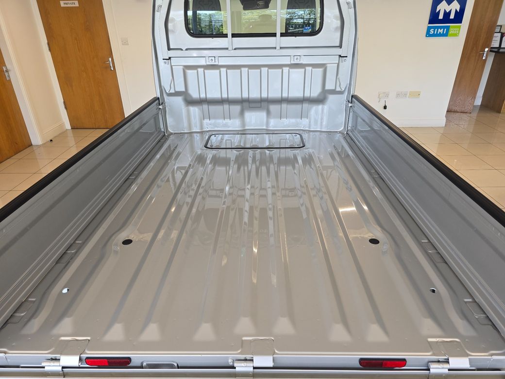 2025 Suzuki Carry