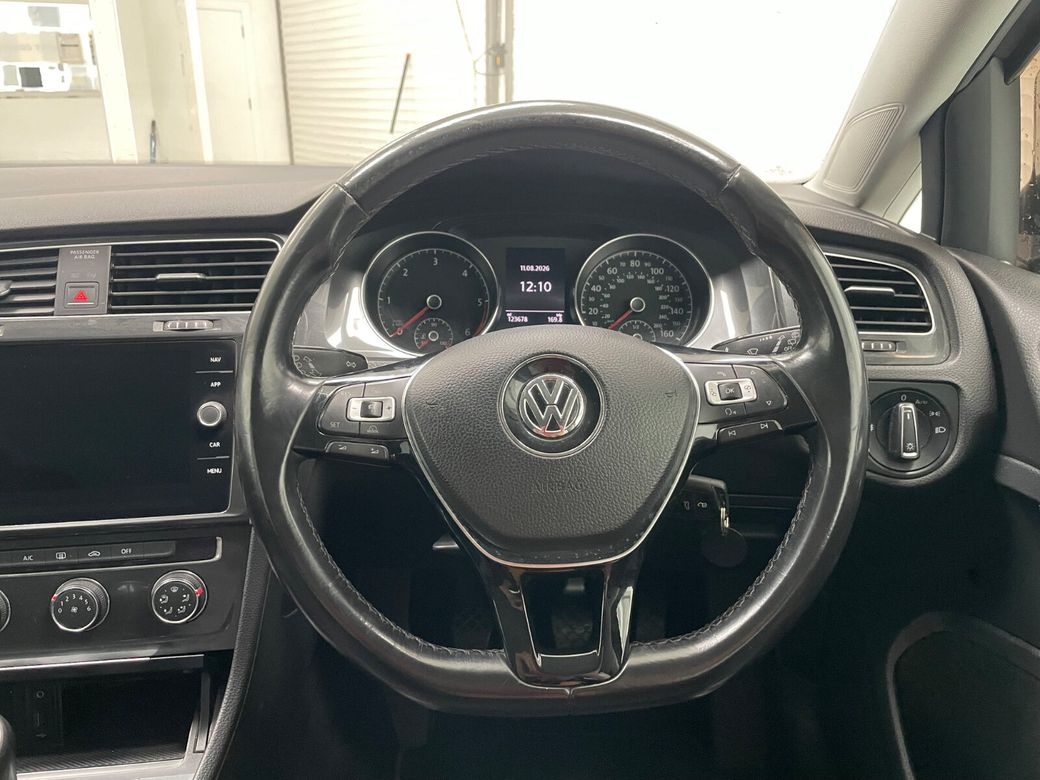 2017 Volkswagen Golf