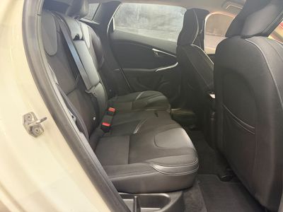 2015 Volvo V40