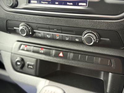 2023 Vauxhall Vivaro