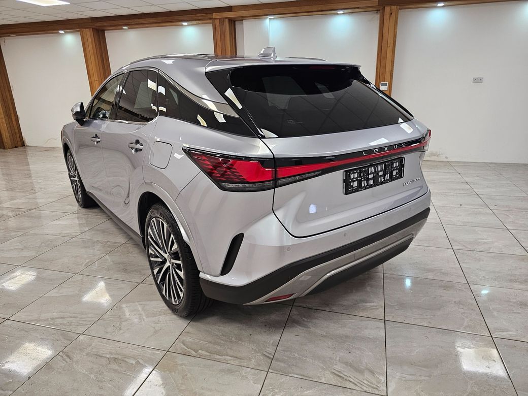 2026 Lexus RX450h+