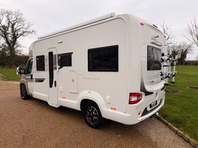2017 SWIFT  CHAMPAGNE 685 LOW PROFILE R.H.D 