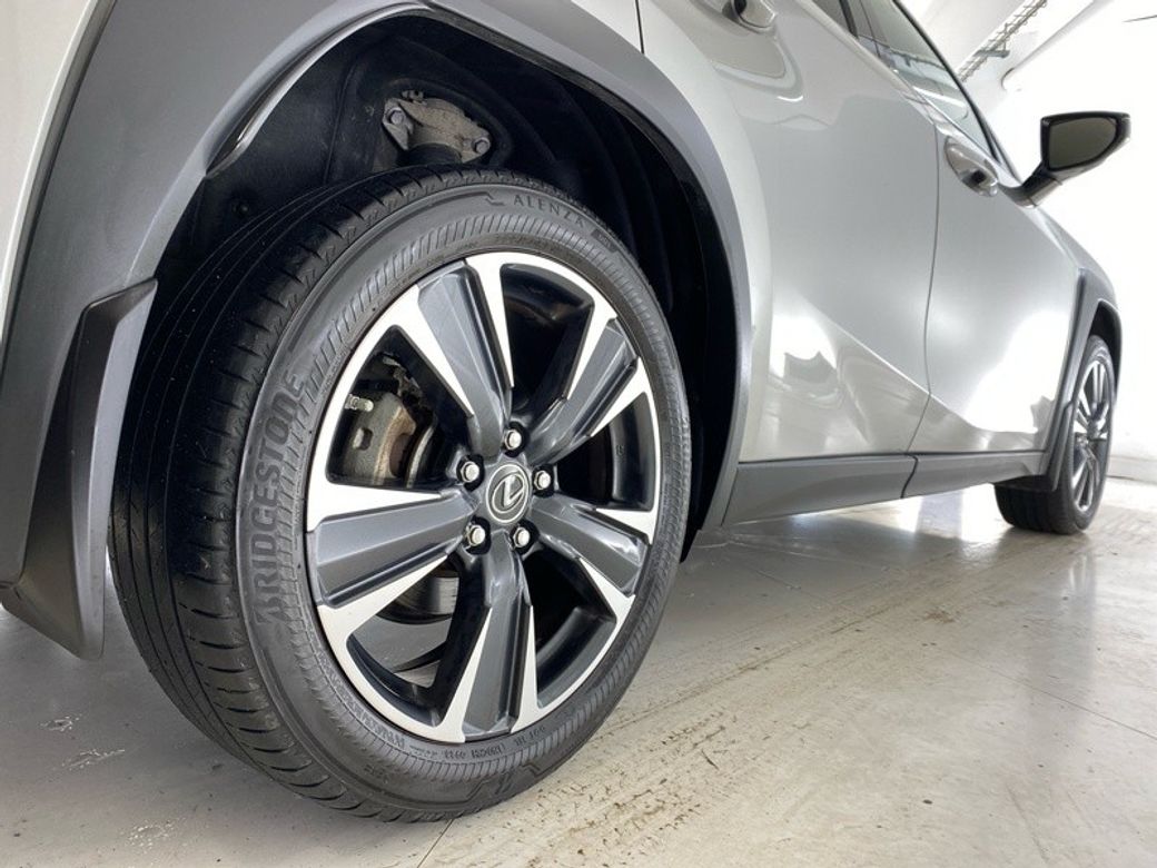 2023 Lexus UX 250H