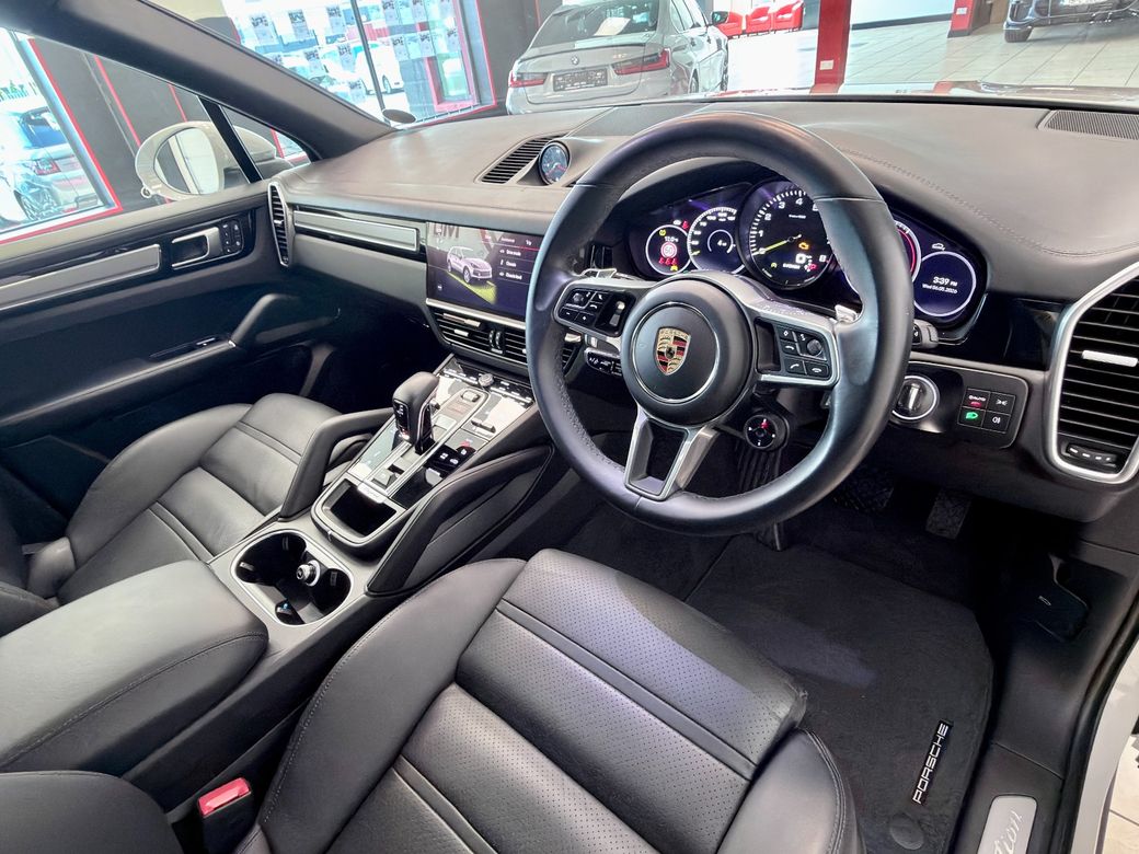 2023 Porsche Cayenne