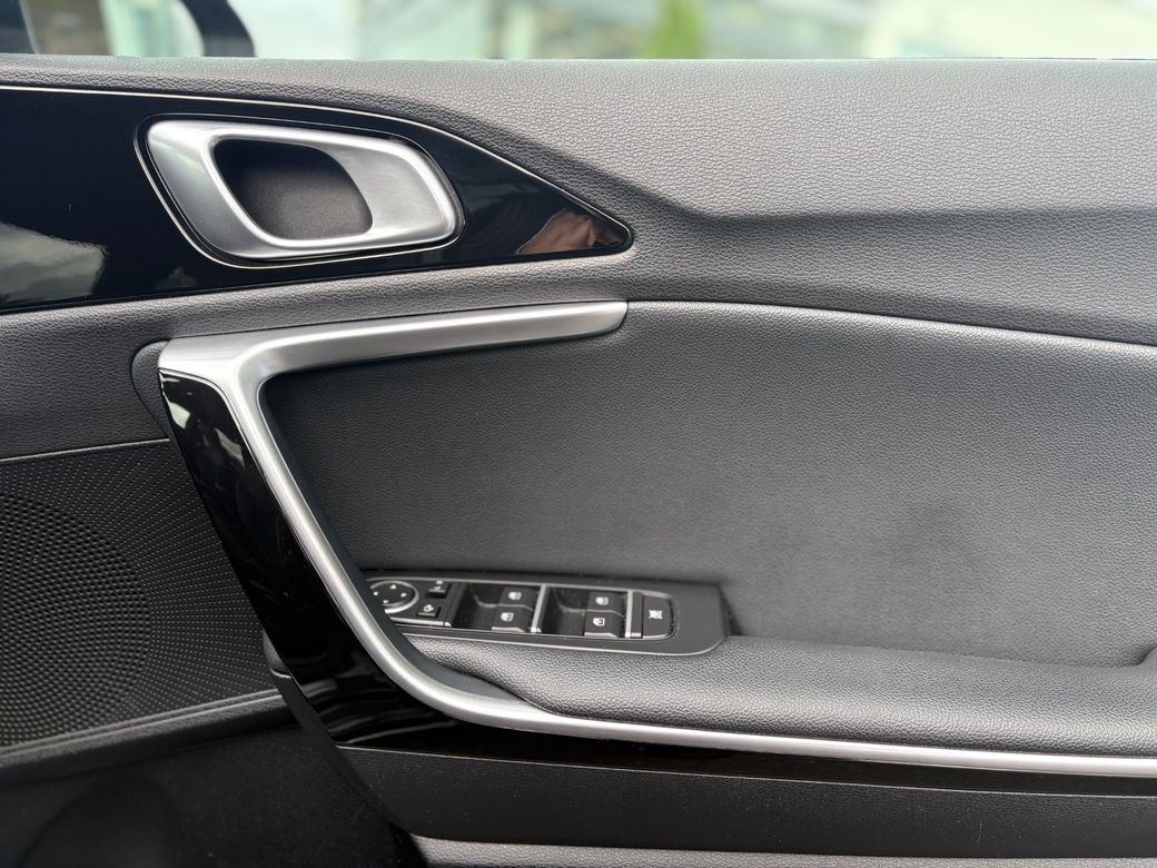 2023 Kia Ceed