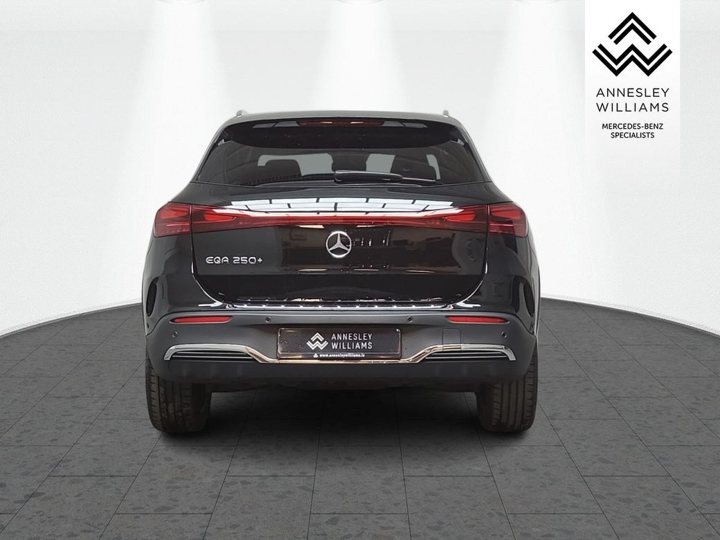 2025 Mercedes-Benz EQA