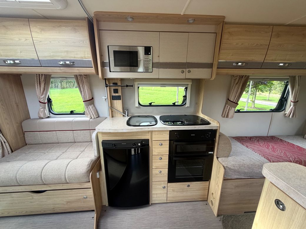 2017 ELDDIS  MAJESTIC 185 LOW PROFILE R.H.D 