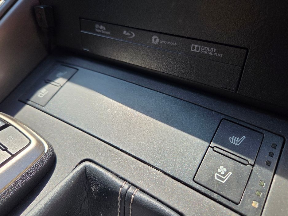 2018 Lexus IS 300h
