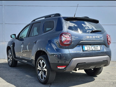 2023 Dacia Duster
