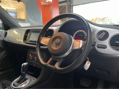 2013 Volkswagen Beetle