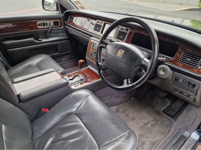 2000 Toyota Century