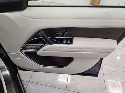 2025 Land Rover Range Rover