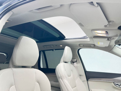 2022 Volvo XC90