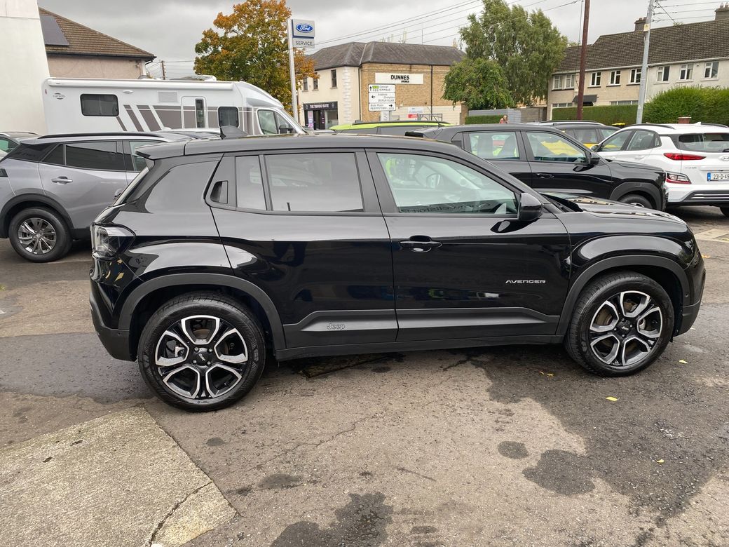 2025 Jeep Avenger