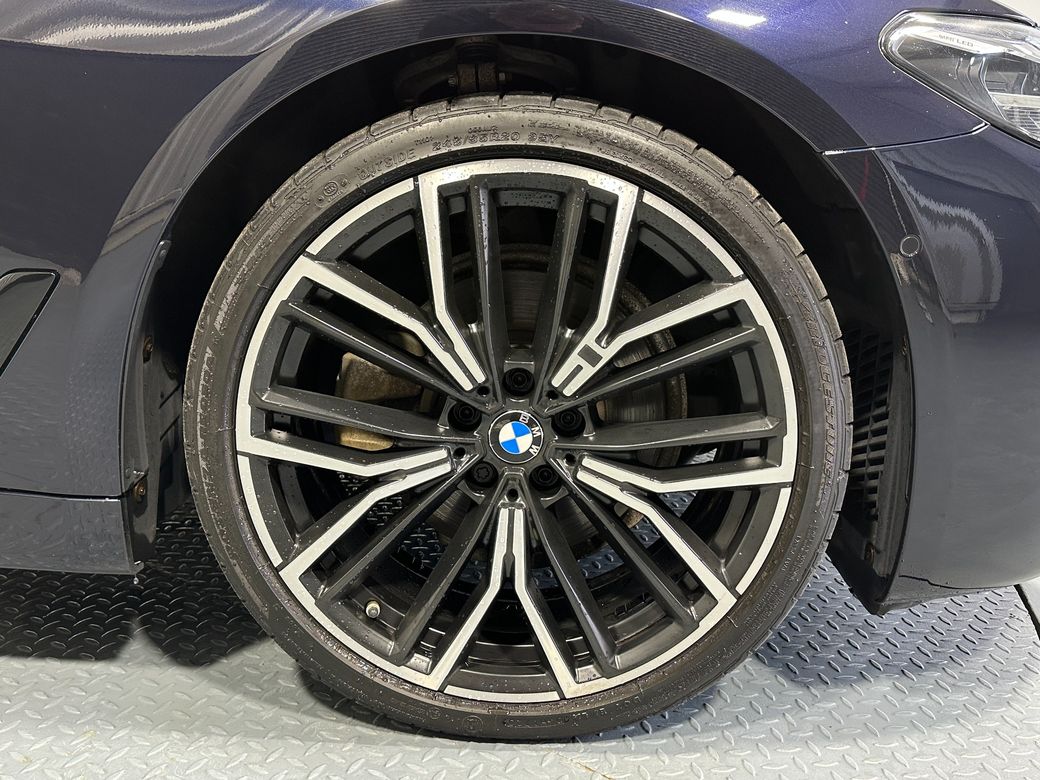 2021 BMW 5 Series