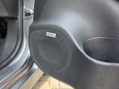 2024 Nissan Leaf