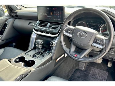 2024 Toyota Landcruiser