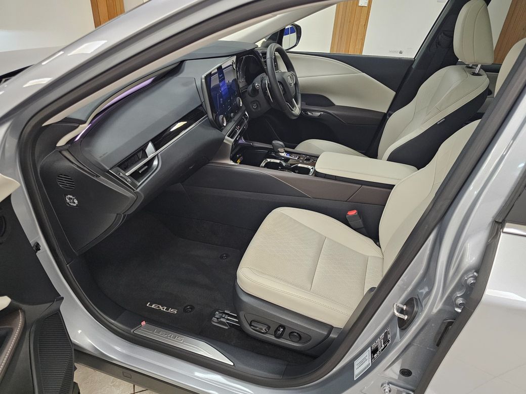 2026 Lexus RX450h+