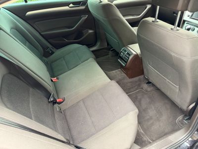 2016 Volkswagen Passat