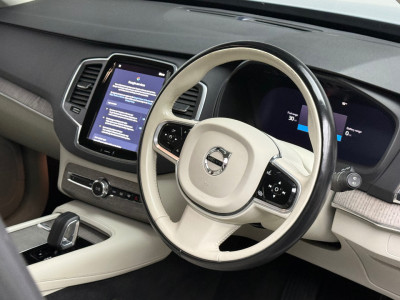 2022 Volvo XC90
