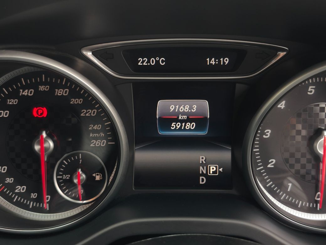 2016 Mercedes-Benz A 180