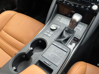 2021 Lexus IS 300h