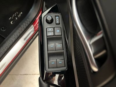 2023 Toyota C-HR