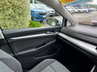 2024 Volkswagen Golf