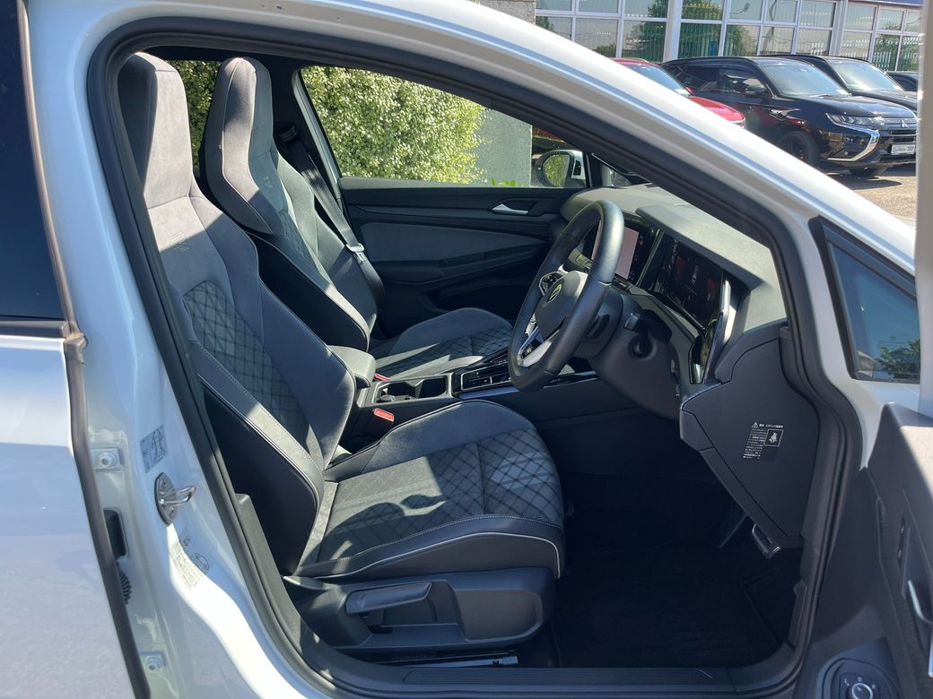 2023 Volkswagen Golf