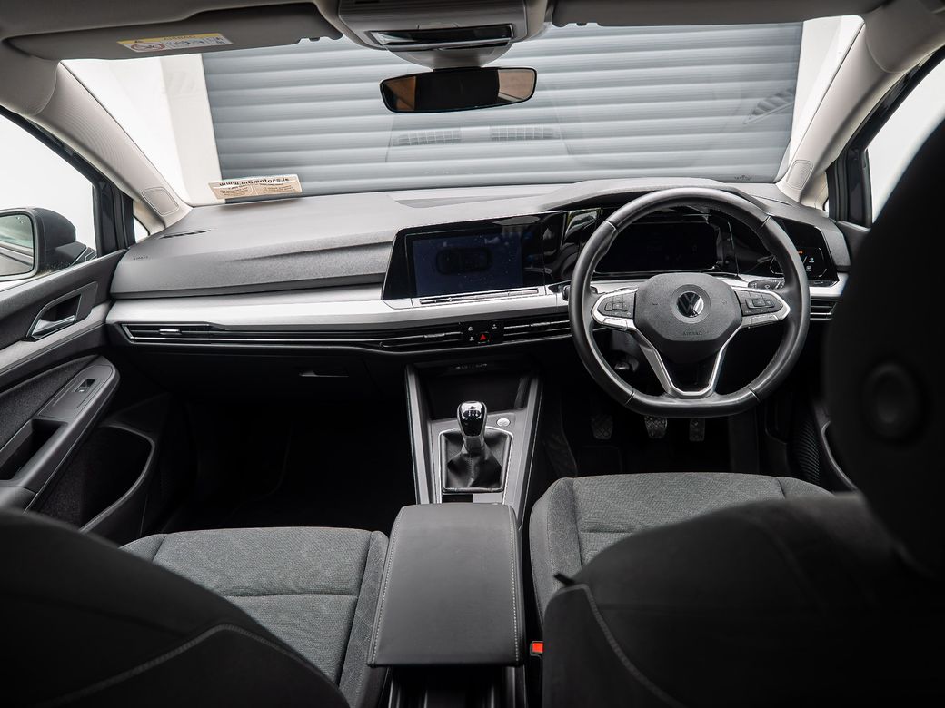 2023 Volkswagen Golf