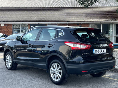 2017 Nissan Qashqai