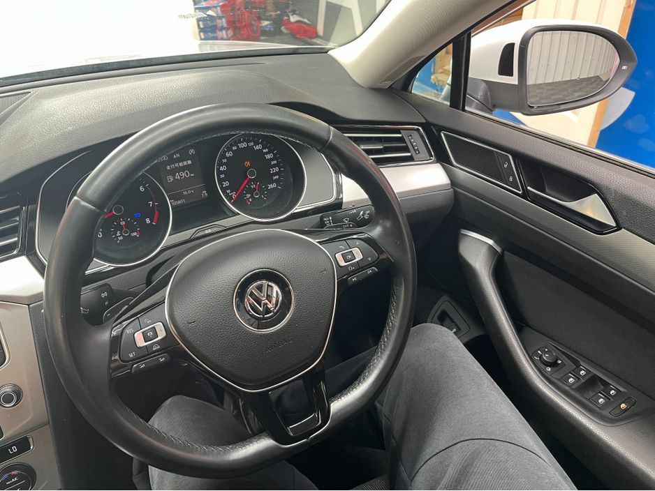 2016 Volkswagen Passat