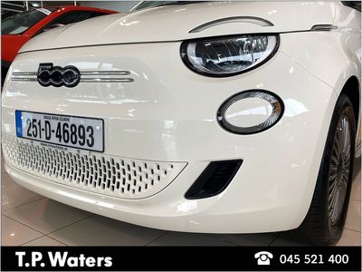 2025 Fiat 500e