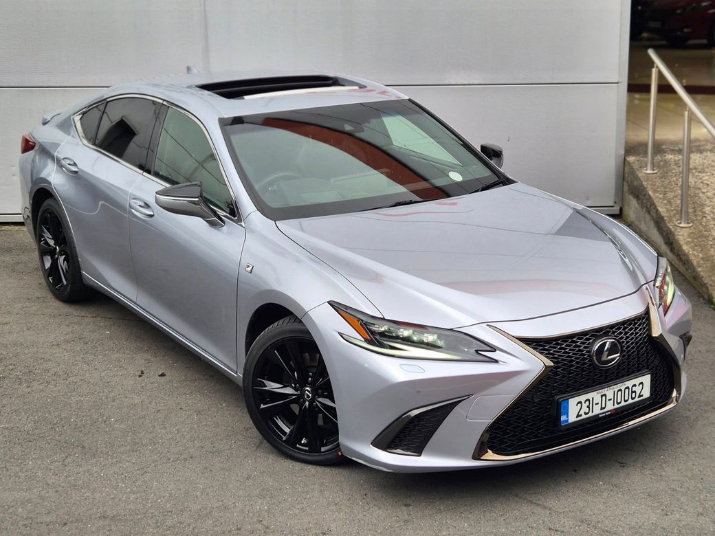 2023 Lexus ES 300h