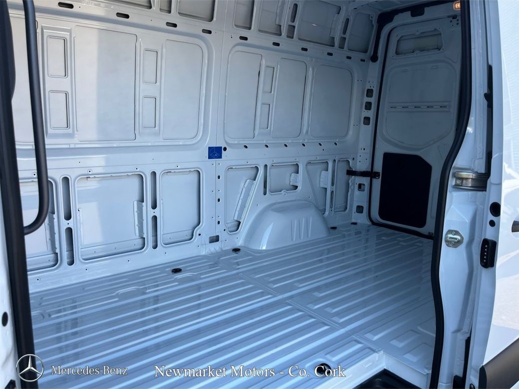 2027 Mercedes-Benz Sprinter