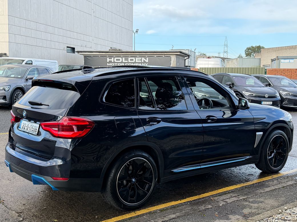2021 BMW iX3
