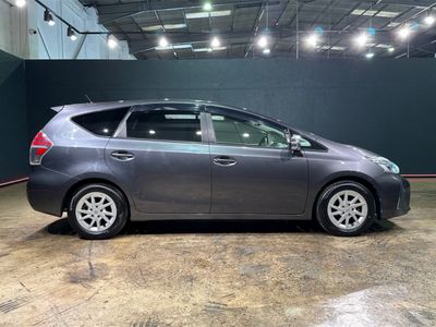 2020 Toyota Prius Alpha