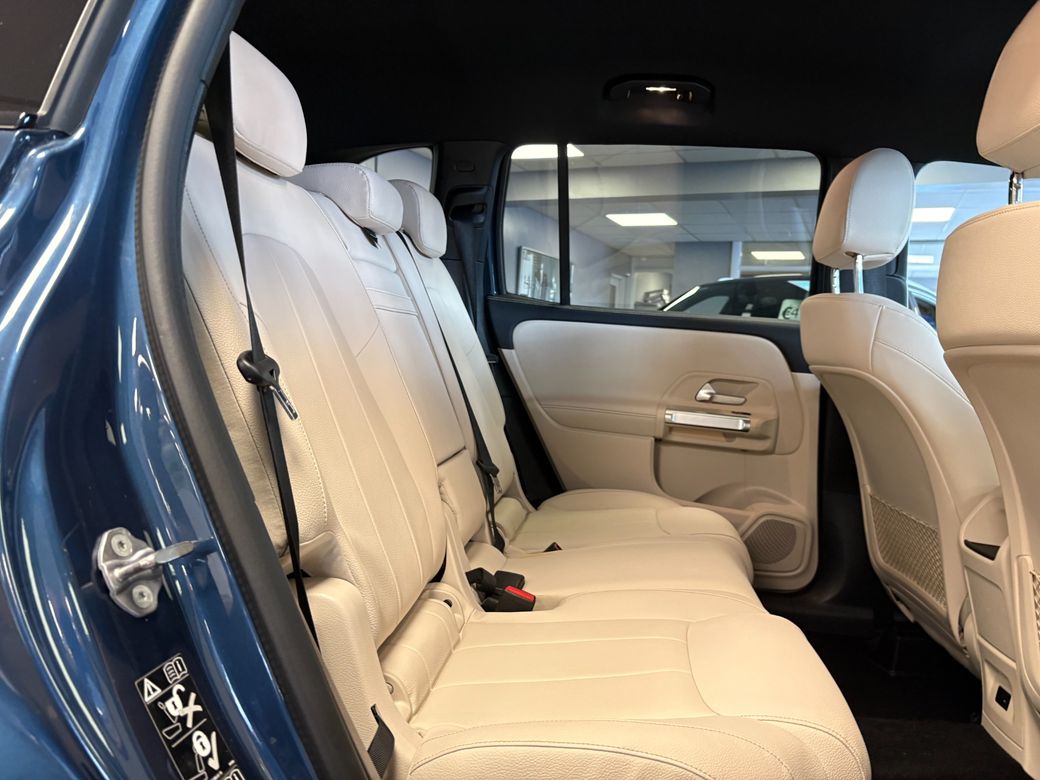 2023 Mercedes-Benz GLB Class