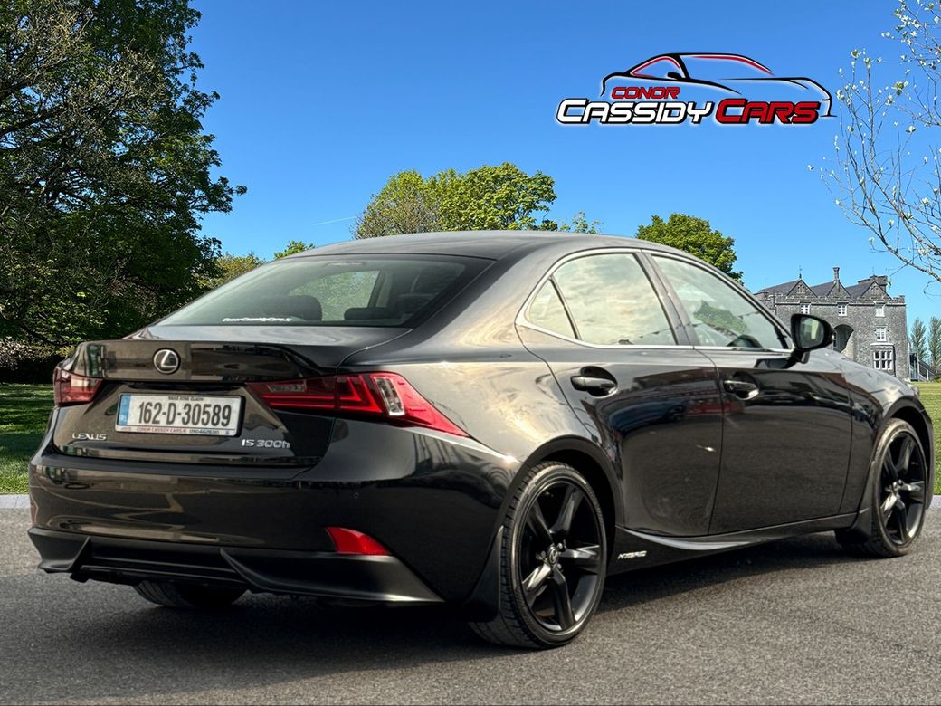 2016 Lexus IS