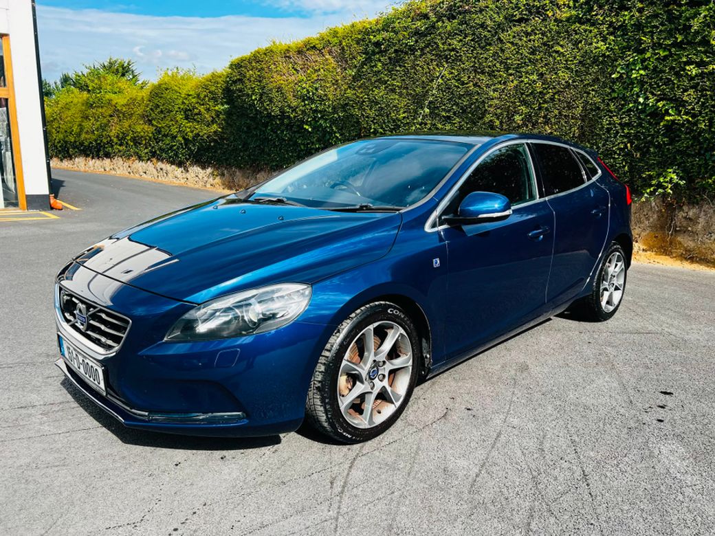 2015 Volvo V40
