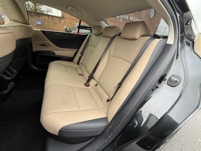 2021 Lexus ES 300h
