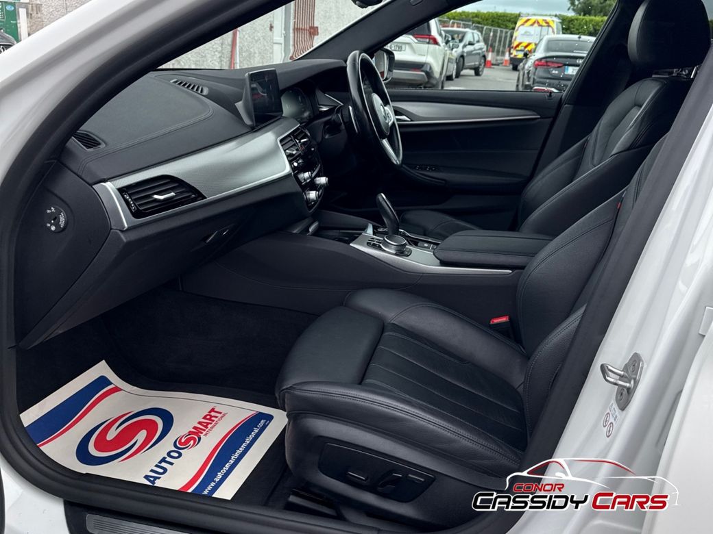 2020 BMW 520