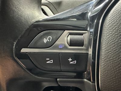2021 Peugeot 5008