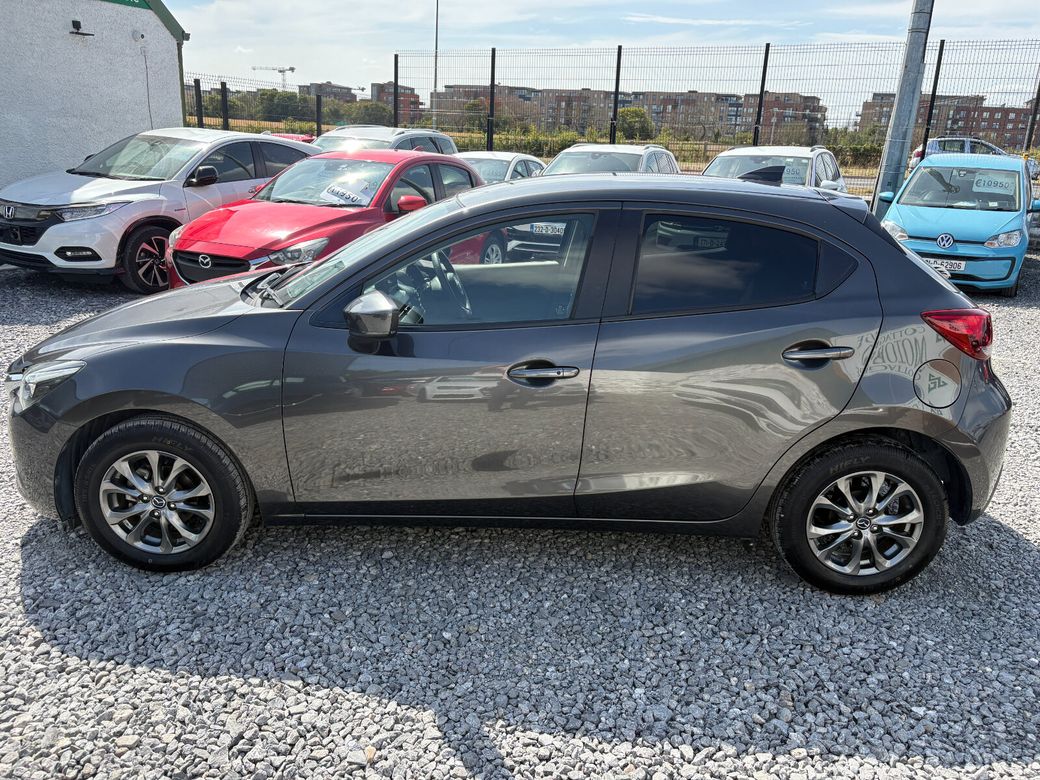 2017 Mazda Demio